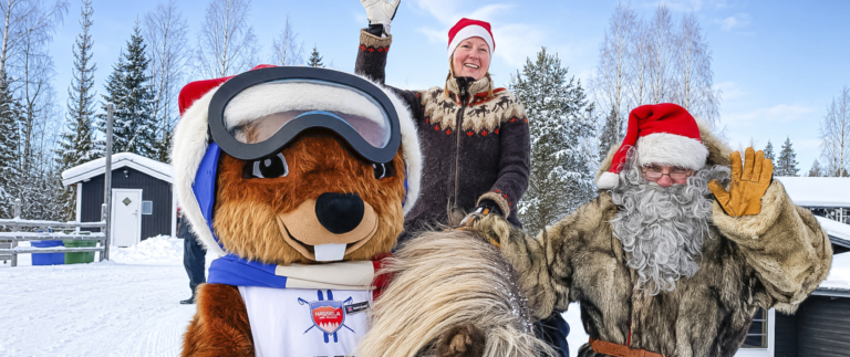 Tomten och Bäver Benny i vintrig miljö